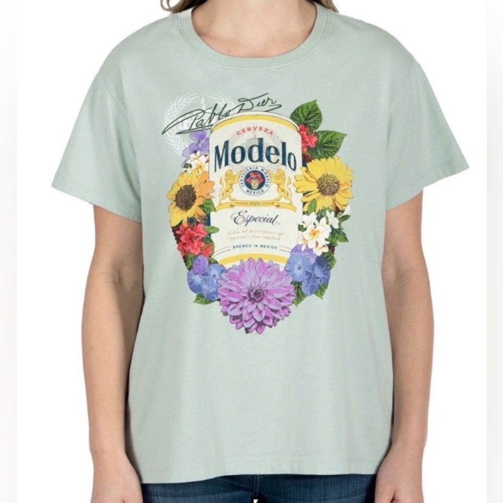 Modelo Floral Logo Tee - Light Seafoam Blue/Green